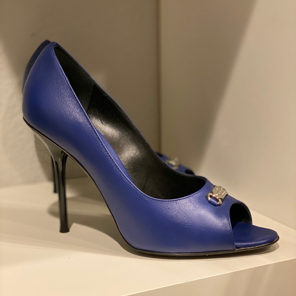 GUCCI - Parisian blue leather peep toe - Picture 2 of 6